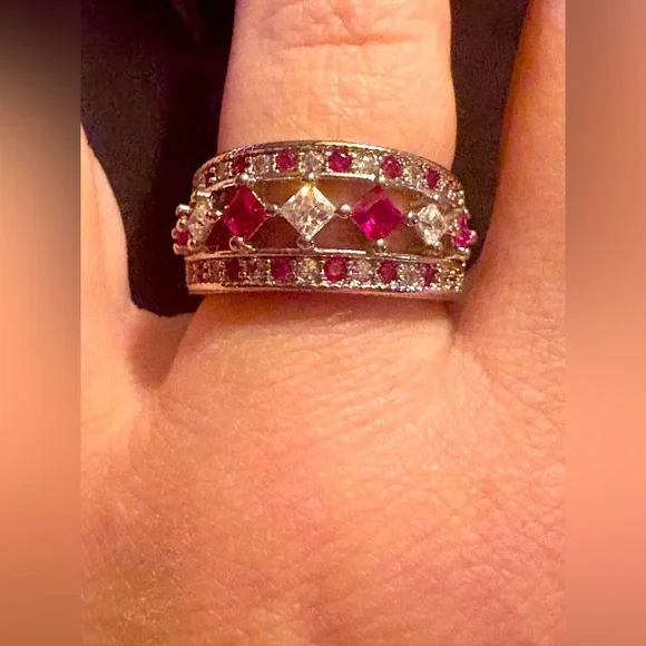 Elegant Ruby and Diamond Ring (Cubic Zirconia) - Picture 1 of 2